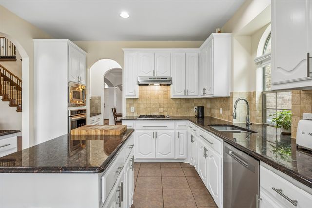 6133 Sunrise Lake Drive, Fort Worth, TX 76179