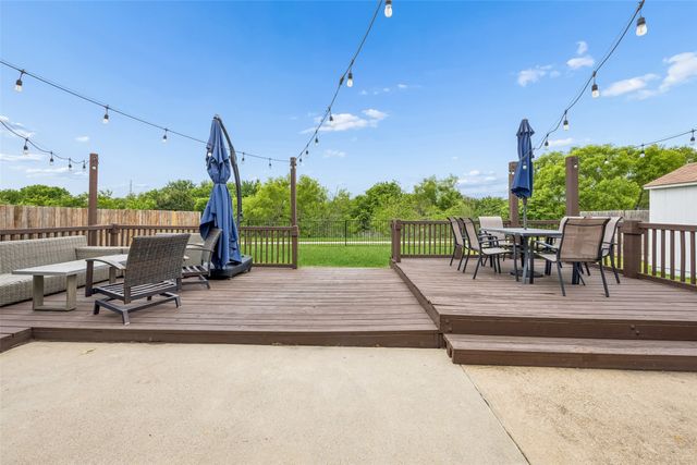 6133 Sunrise Lake Drive, Fort Worth, TX 76179