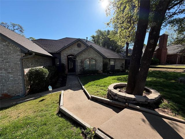 1400 Sandhurst Circle, Edmond, OK 73034