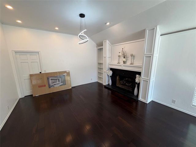 1400 Sandhurst Circle, Edmond, OK 73034