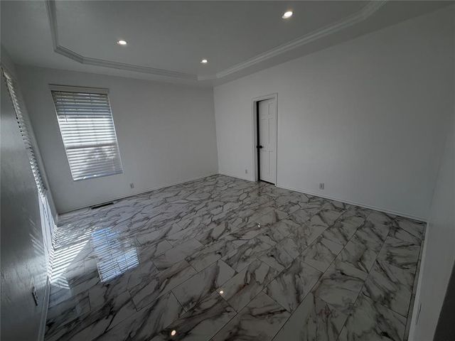 1400 Sandhurst Circle, Edmond, OK 73034