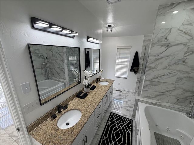 1400 Sandhurst Circle, Edmond, OK 73034