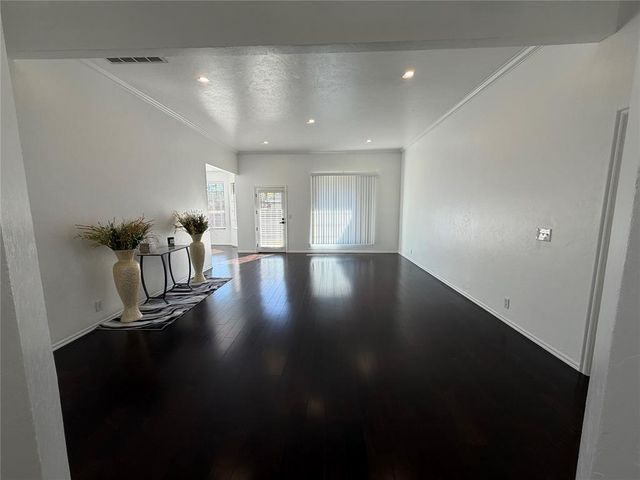 1400 Sandhurst Circle, Edmond, OK 73034