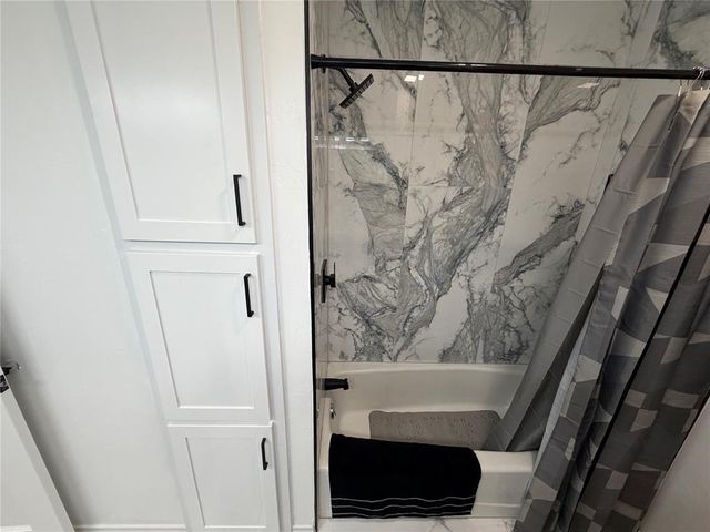 1400 Sandhurst Circle, Edmond, OK 73034