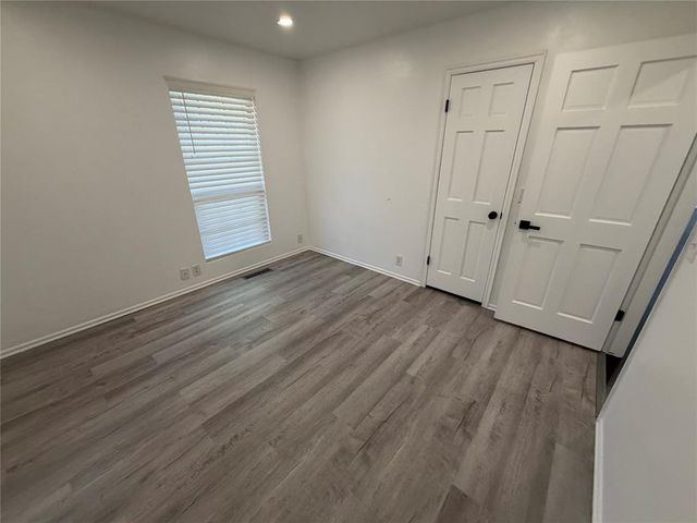 1400 Sandhurst Circle, Edmond, OK 73034