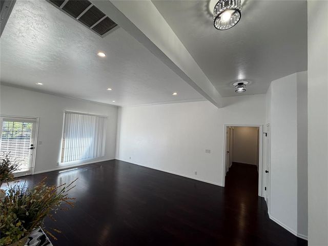 1400 Sandhurst Circle, Edmond, OK 73034