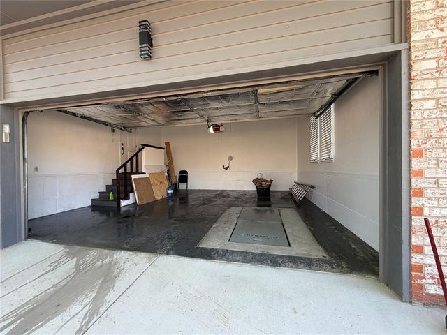 1400 Sandhurst Circle, Edmond, OK 73034