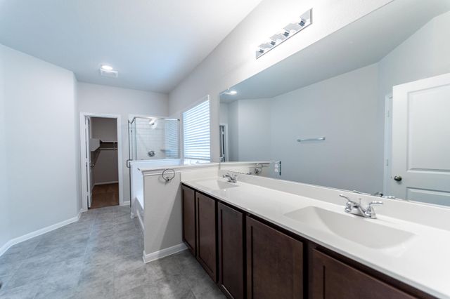 282 Denali DR, Kyle, TX 78640