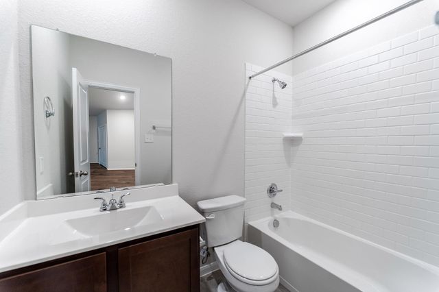 282 Denali DR, Kyle, TX 78640