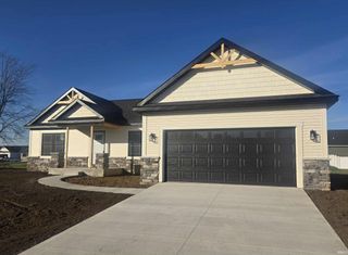 1404 Wilderness Trail, Osceola, IN 46561