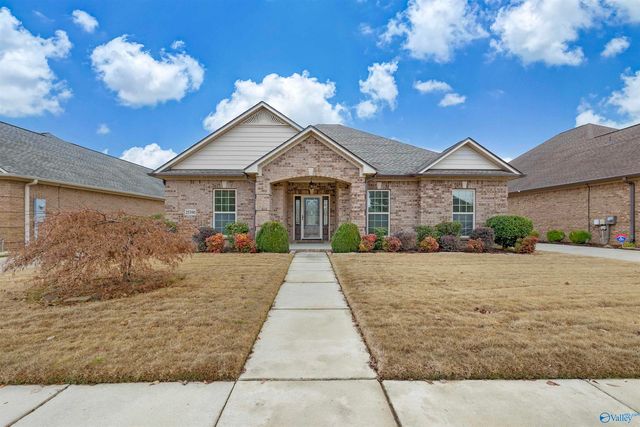 25390 Castlebury Drive, Athens, AL 35613