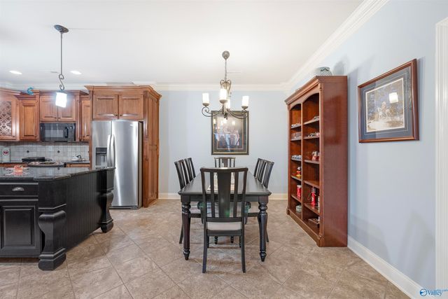 25390 Castlebury Drive, Athens, AL 35613