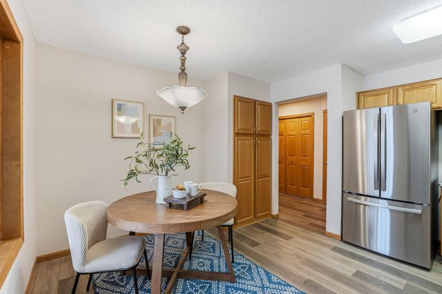 6140 150th Street N, Hugo, MN 55038