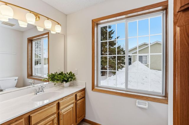 6140 150th Street N, Hugo, MN 55038