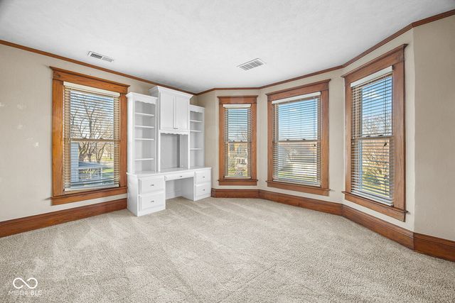 400 S Prairie Street, Brookston, IN 47923