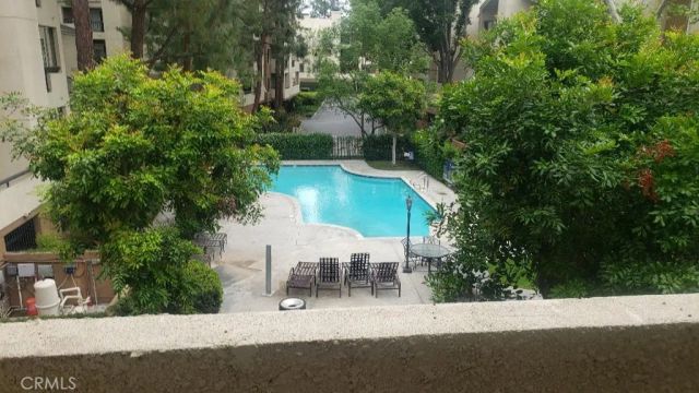 5540 Owensmouth Avenue 216, Woodland Hills, CA 91367