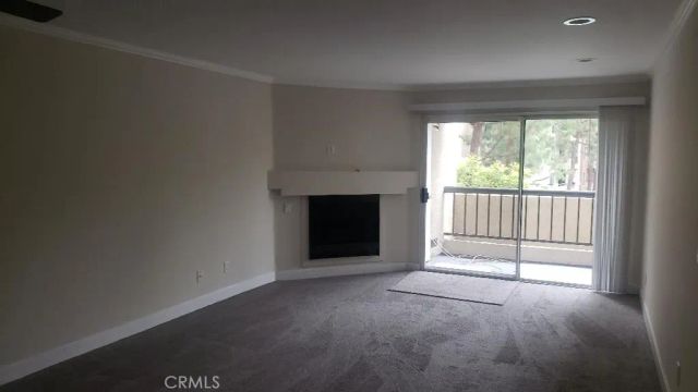 5540 Owensmouth Avenue 216, Woodland Hills, CA 91367