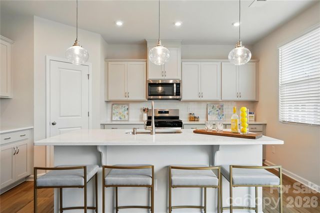 2730 Phoenix Court, Gastonia, NC 28052