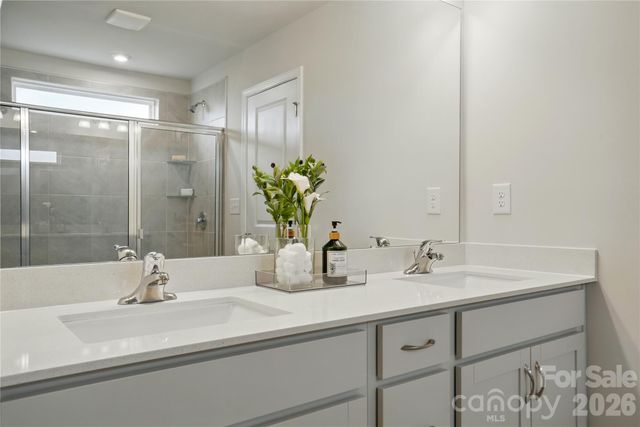 2730 Phoenix Court, Gastonia, NC 28052