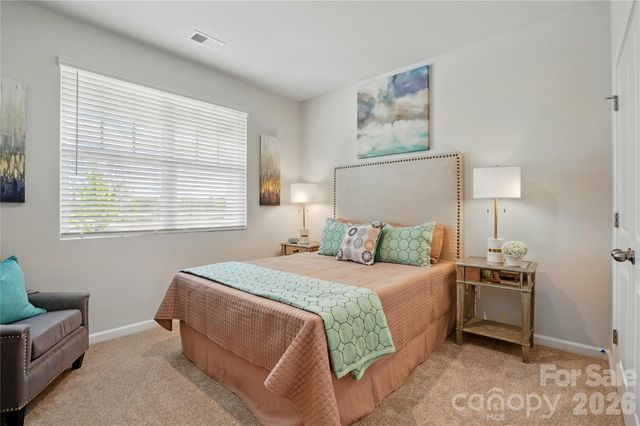 2730 Phoenix Court, Gastonia, NC 28052