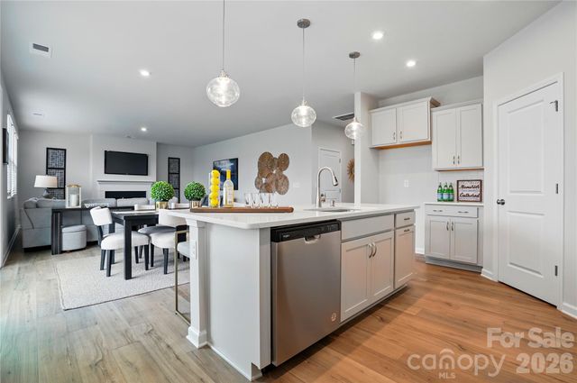 2730 Phoenix Court, Gastonia, NC 28052