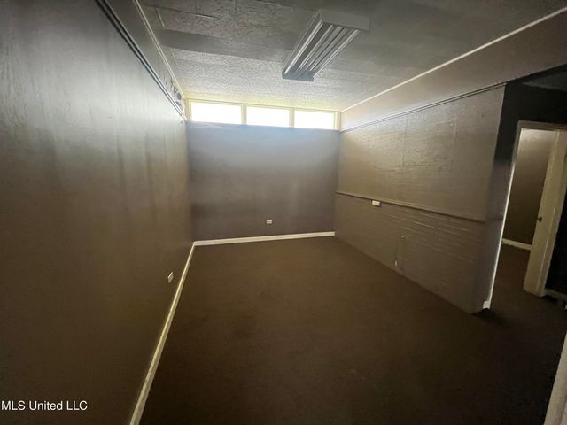 401 Lynn Street, Office Building #2, Vidalia, LA 71373