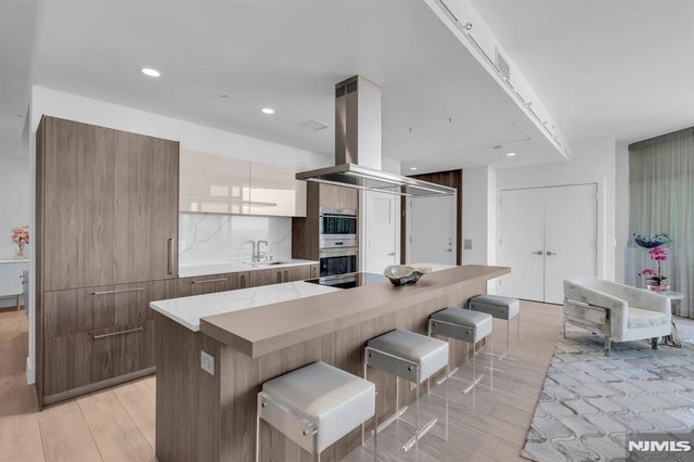 350 Ocean Avenue 305, Long Branch, NJ 07740