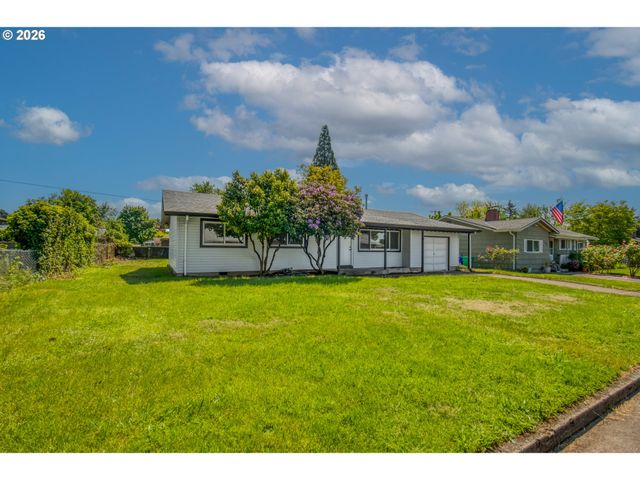 18010 Se STEPHENS St, Portland, OR 97233