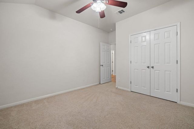 631 Reliance DR, Buda, TX 78610