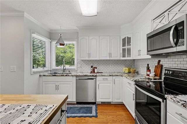 816 Crystal Bay Drive, Denton, NC 27239