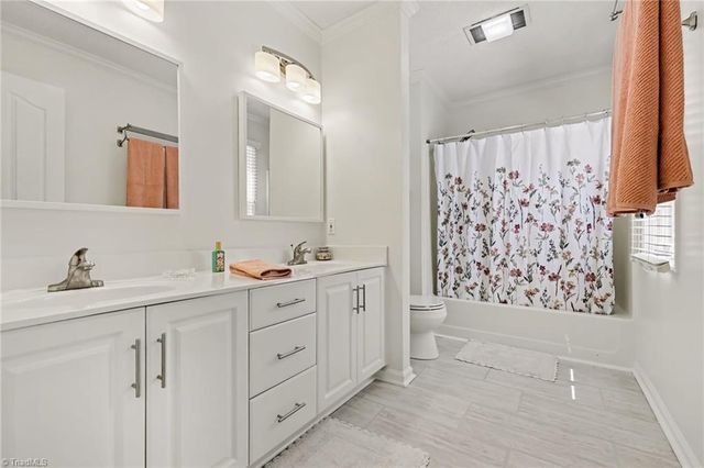 816 Crystal Bay Drive, Denton, NC 27239