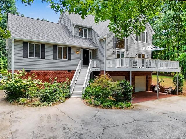 816 Crystal Bay Drive, Denton, NC 27239