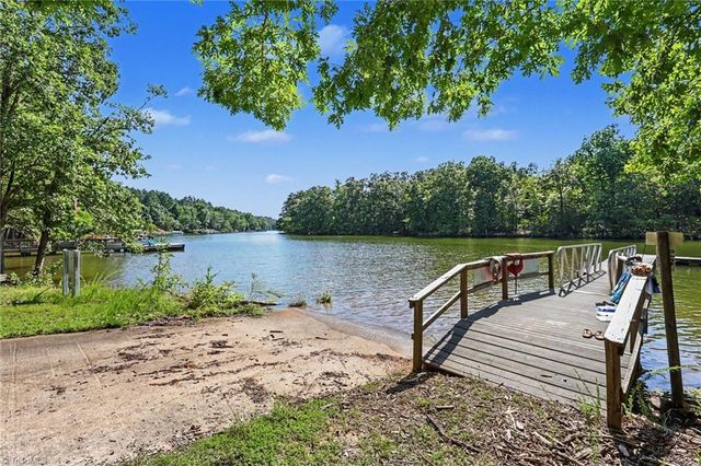 816 Crystal Bay Drive, Denton, NC 27239