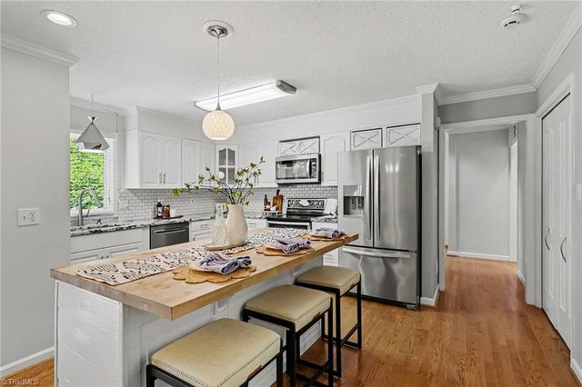 816 Crystal Bay Drive, Denton, NC 27239