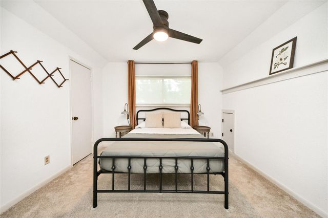 3030 Bernadette Lane, Houston, TX 77043