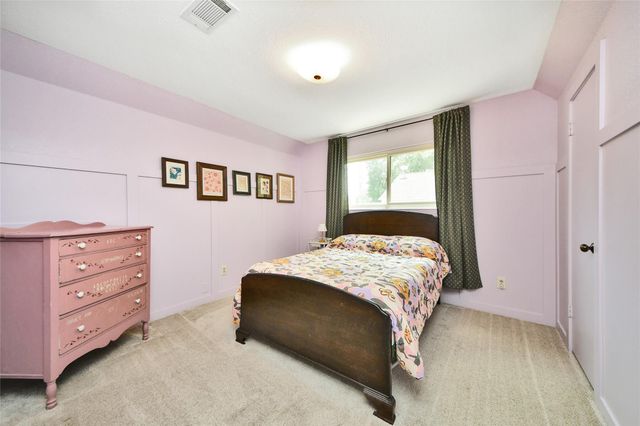 3030 Bernadette Lane, Houston, TX 77043