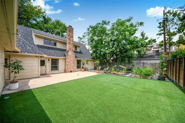 3030 Bernadette Lane, Houston, TX 77043