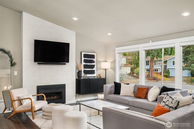 4726 191st Place SE, Issaquah, WA 98027