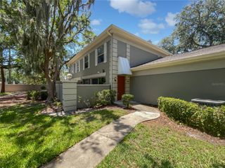 6241 DEWDROP WAY, Temple Terrace, FL 33617