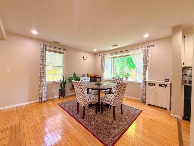 25 Westview Rd 25, Natick, MA 01760