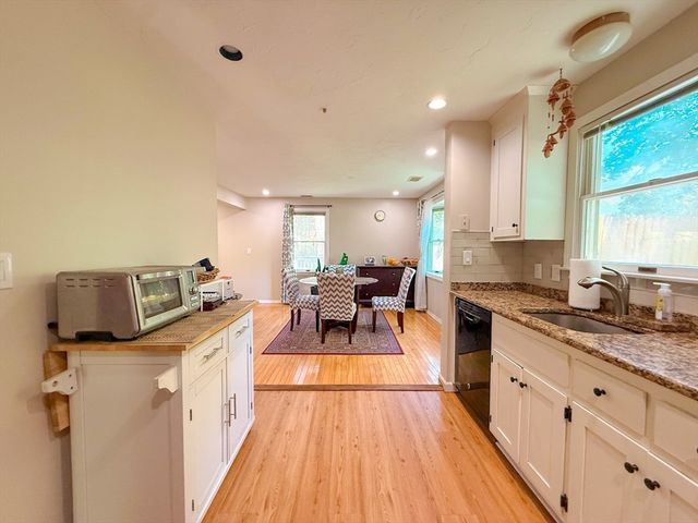 25 Westview Rd 25, Natick, MA 01760