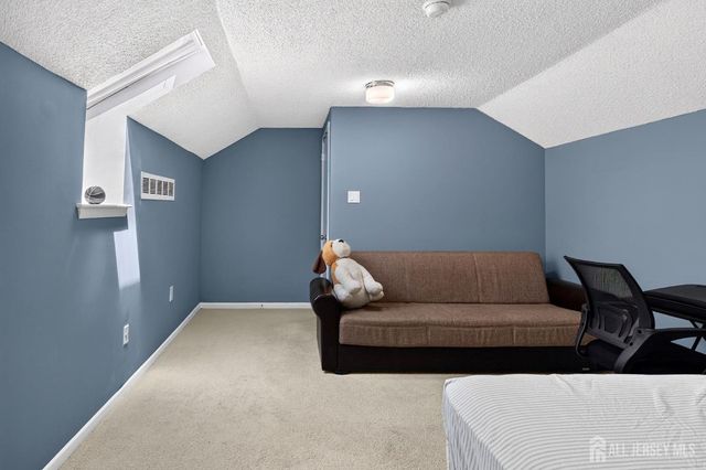 299 Hampshire Drive, Plainsboro, NJ 08536