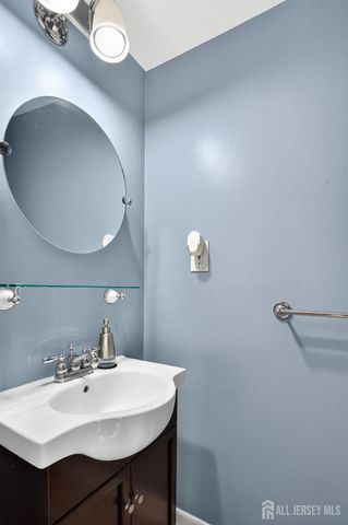 299 Hampshire Drive, Plainsboro, NJ 08536