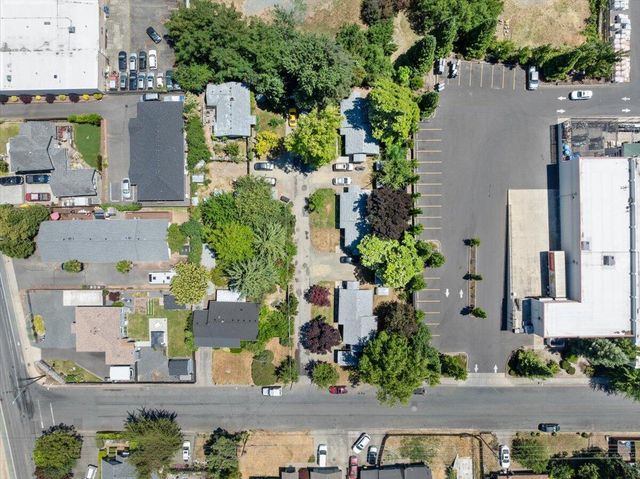 307 Tussey Lane, Grants Pass, OR 97527