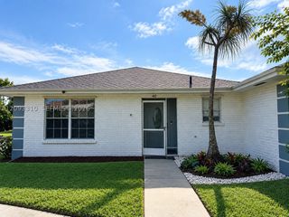 2540 SW 14th Ct 40, Boynton Beach, FL 33426