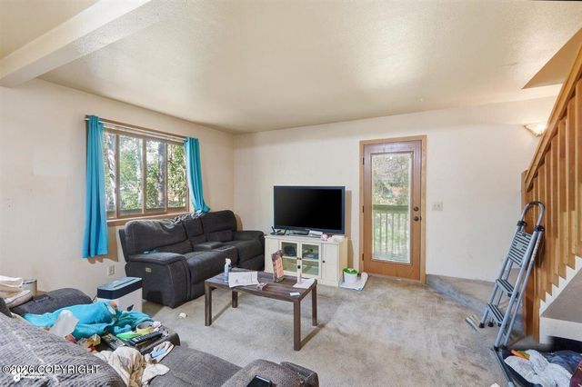 1656 N Pioneer Peak Drive, Wasilla, AK 99654