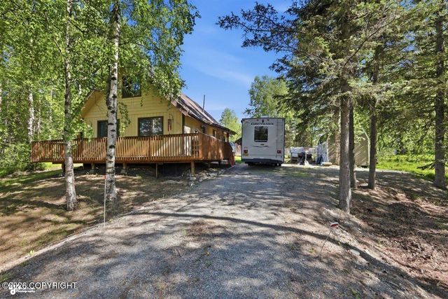 1656 N Pioneer Peak Drive, Wasilla, AK 99654
