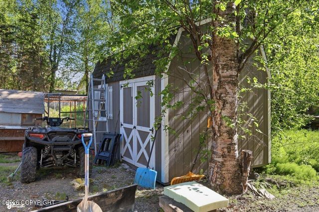 1656 N Pioneer Peak Drive, Wasilla, AK 99654