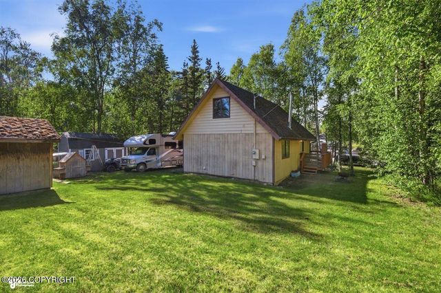 1656 N Pioneer Peak Drive, Wasilla, AK 99654