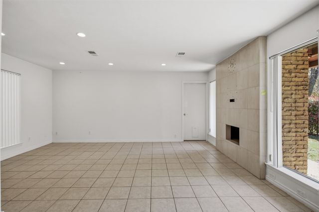 15721 Mapleview Circle, Dallas, TX 75248